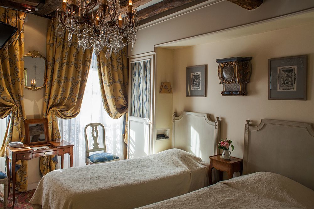 Hotel Caron De Beaumarchais Париж Екстериор снимка